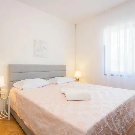 Apartament Maris-2 By Interhome